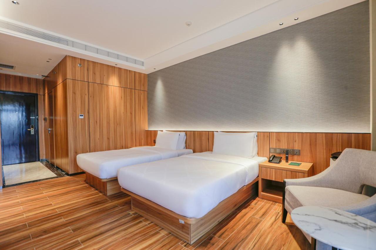 Hotel Casiana & Events Center Tagaytay Managed By Hii Tagaytay City Екстер'єр фото
