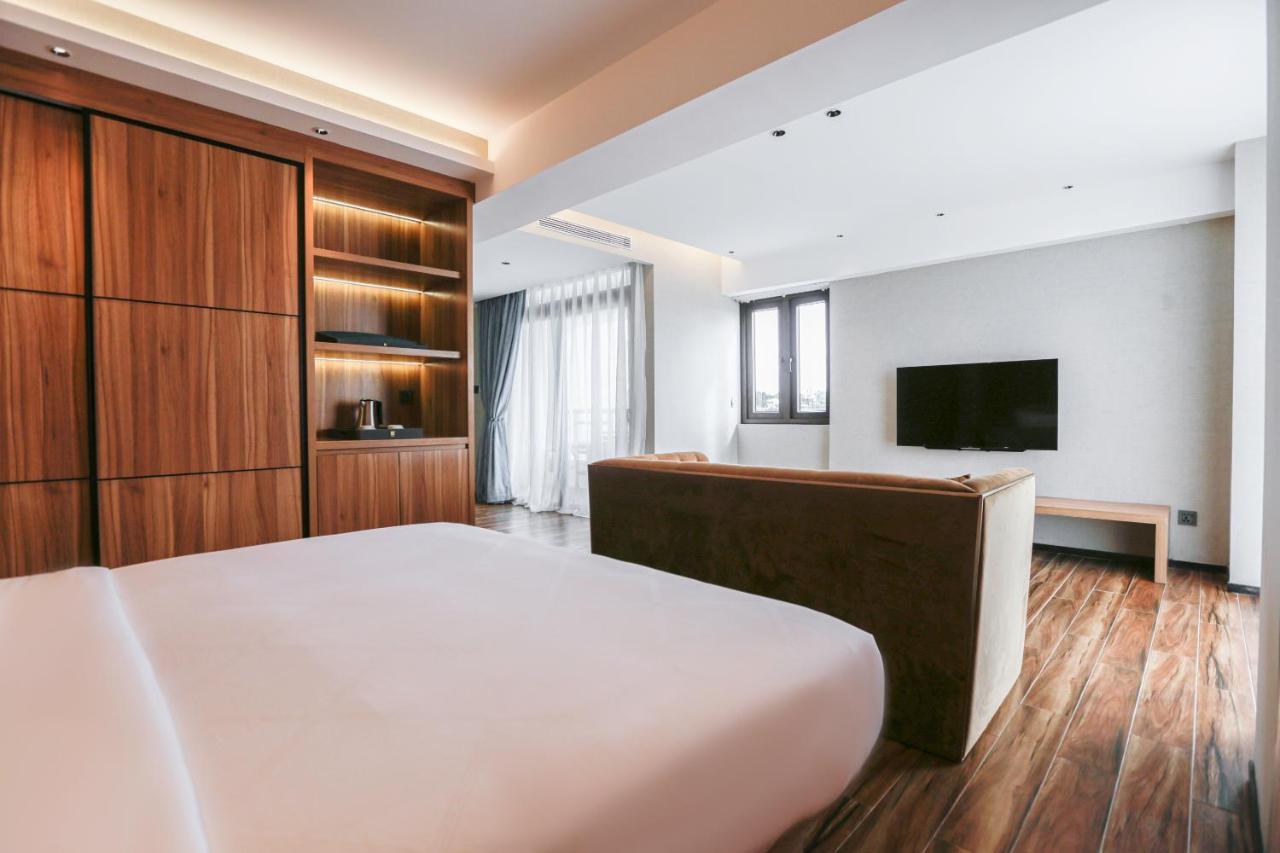 Hotel Casiana & Events Center Tagaytay Managed By Hii Tagaytay City Екстер'єр фото
