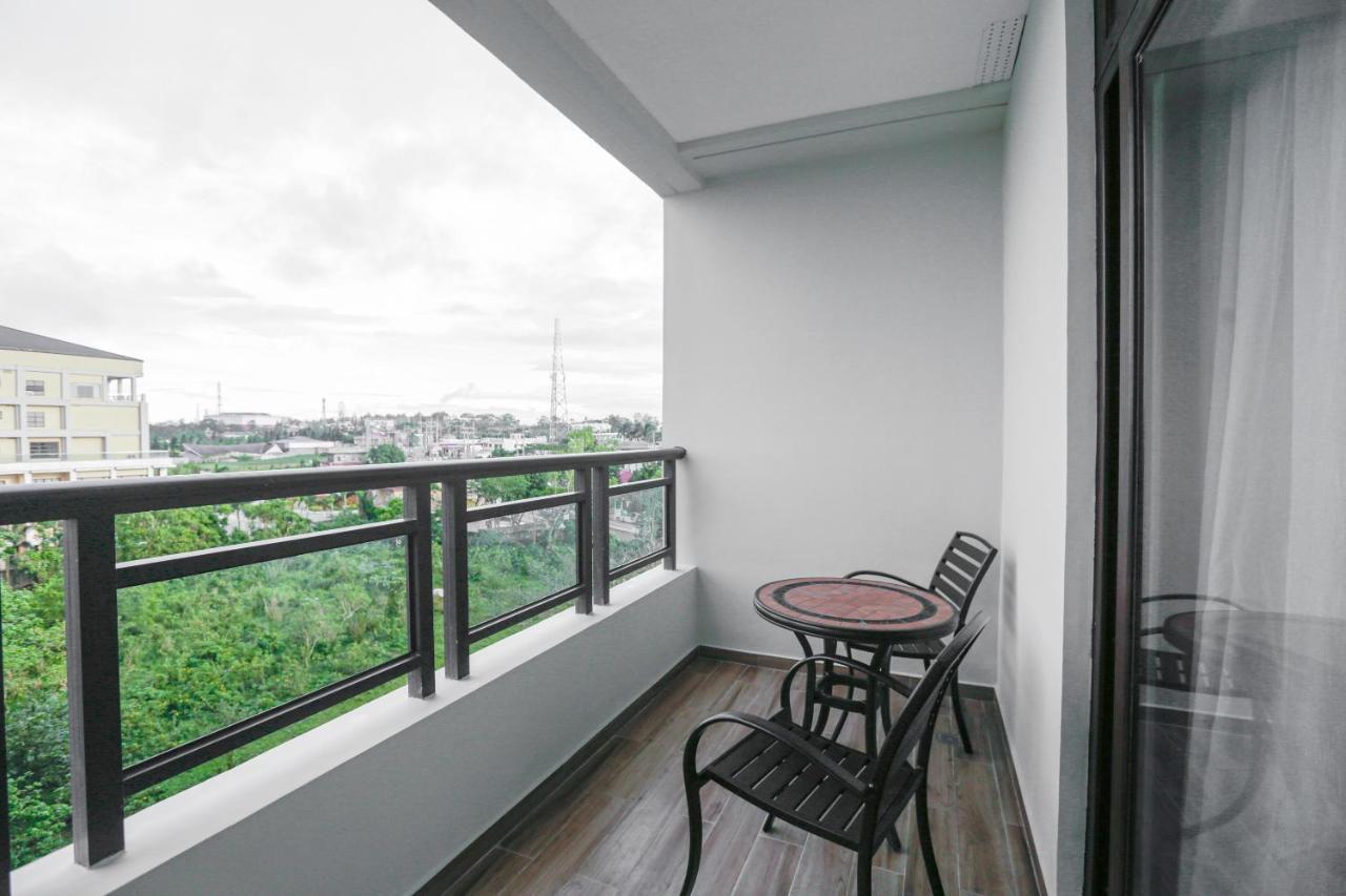 Hotel Casiana & Events Center Tagaytay Managed By Hii Tagaytay City Екстер'єр фото