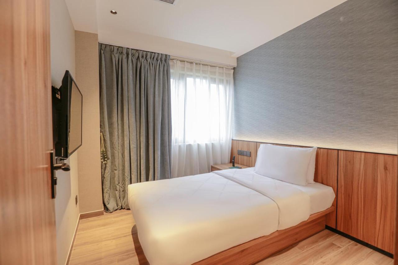 Hotel Casiana & Events Center Tagaytay Managed By Hii Tagaytay City Екстер'єр фото