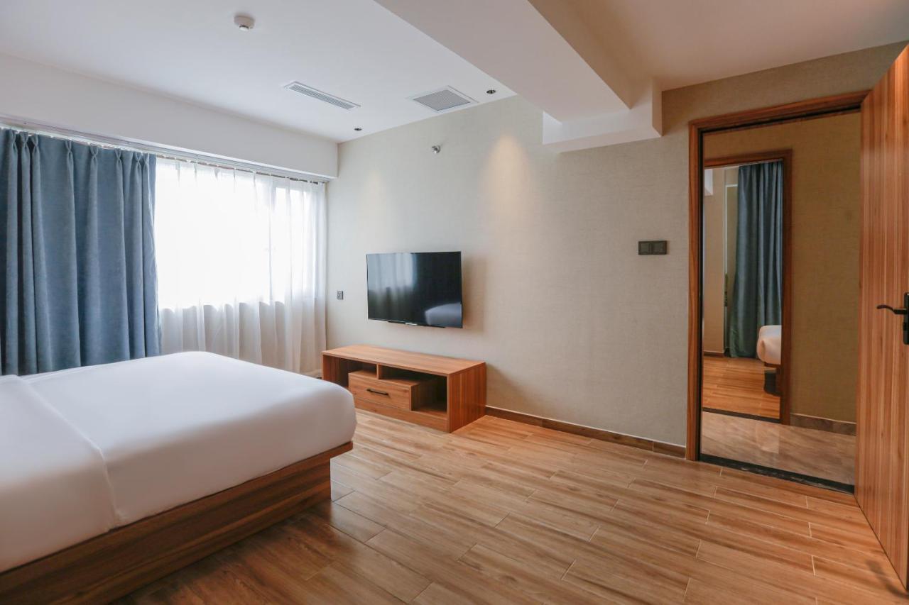 Hotel Casiana & Events Center Tagaytay Managed By Hii Tagaytay City Екстер'єр фото